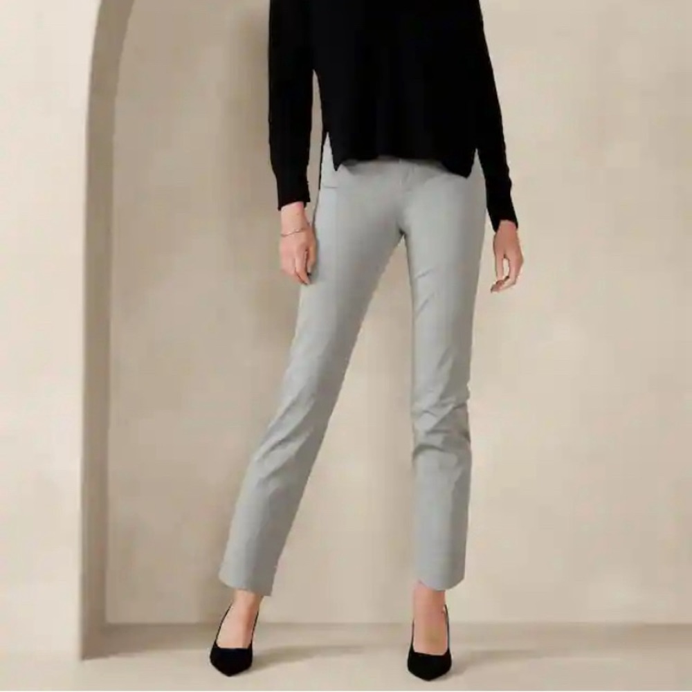 HIGH-RISE SLOAN PANT